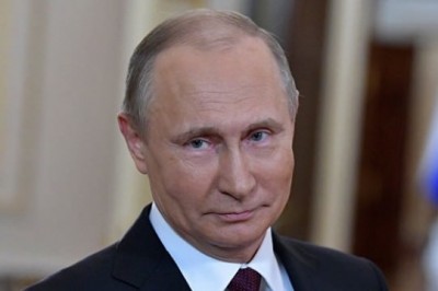 Vladimir Putin'in 830 Milyon TL'lik Füze Korumalı Limuzini!