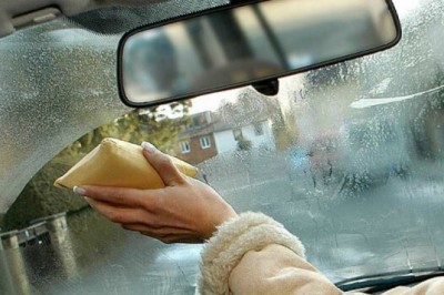 Otomobil Camlarının Buğulanmasını Nasıl Önleriz?