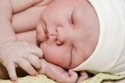 Bebeklerde Ay Ay Uyku Saatleri